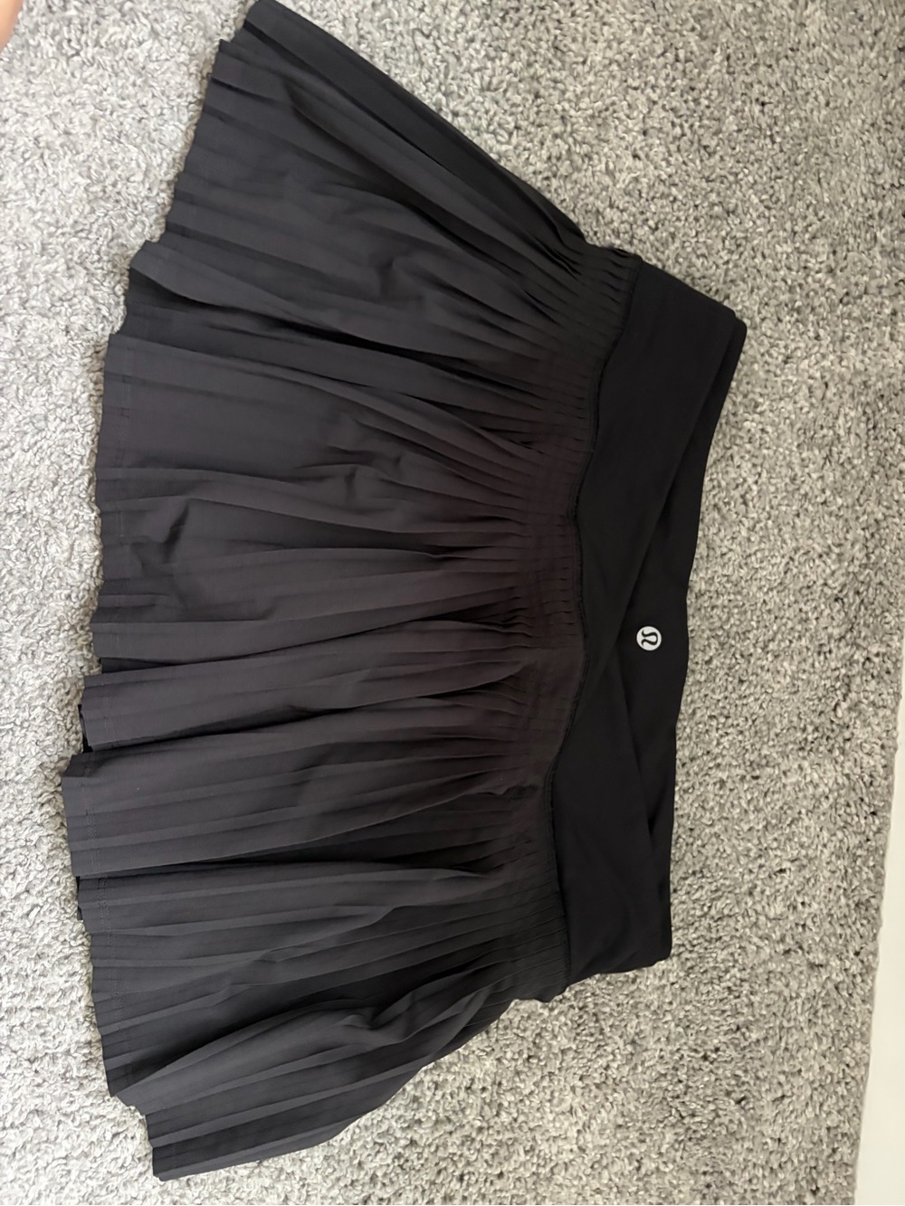 lululemon athletica Black Pleated Athletic Skort Size 6